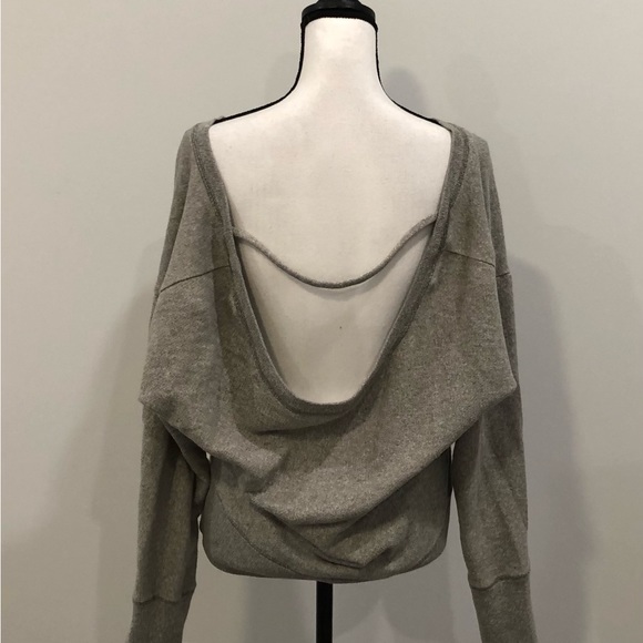 Victoria’s Secret Active Sweatshirt - Picture 3 of 3